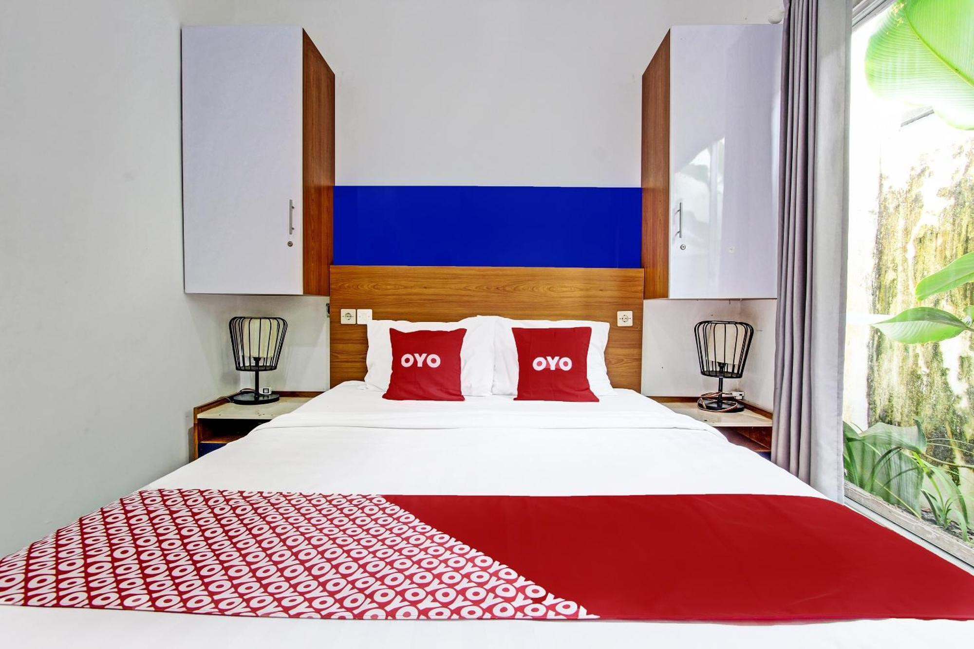 Oyo 91952 Oase Hostel Yogyakarta Kültér fotó