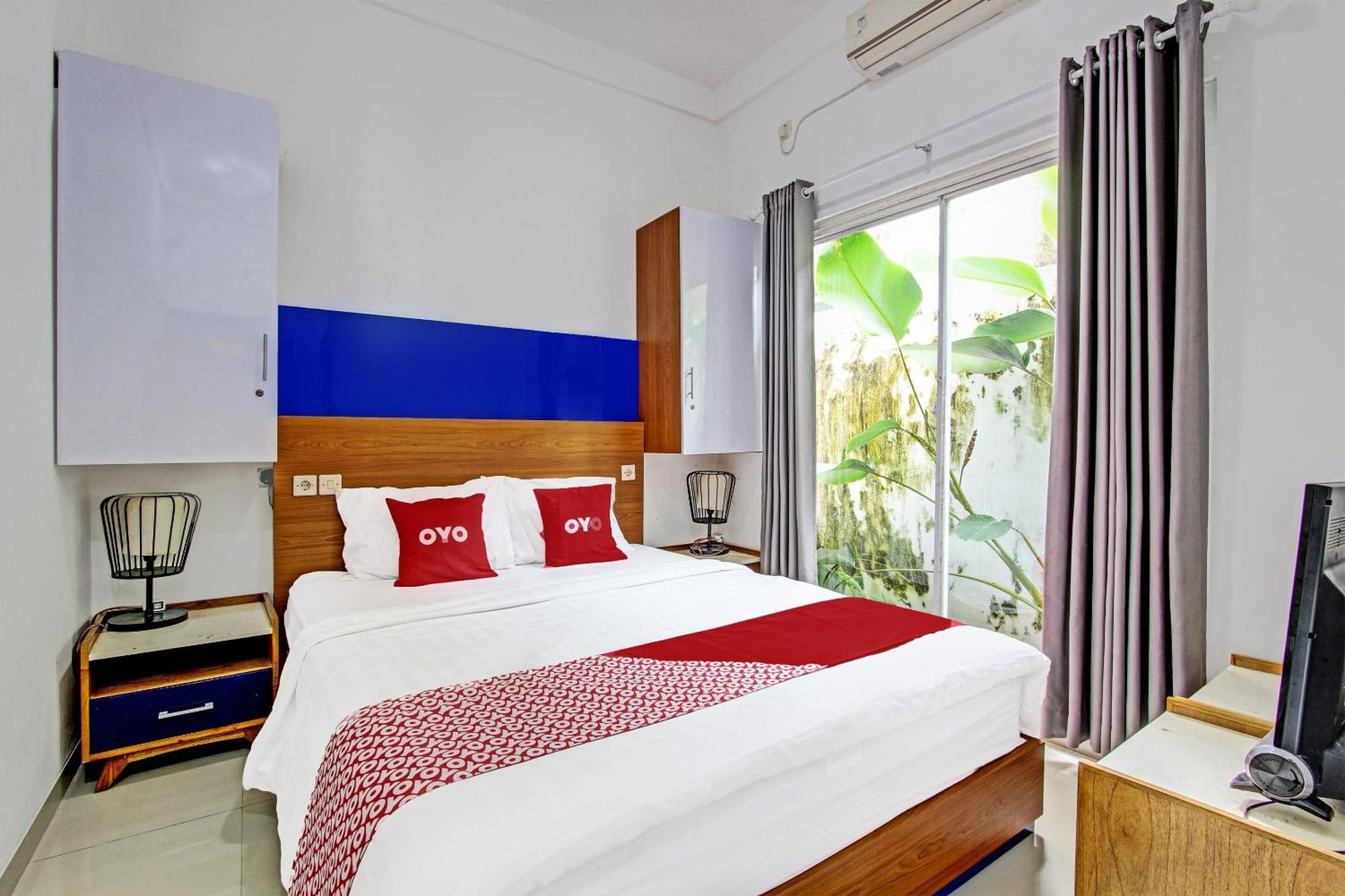 Oyo 91952 Oase Hostel Yogyakarta Kültér fotó